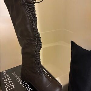 David Tutera Women's Dark Brown Lace-Up Boots